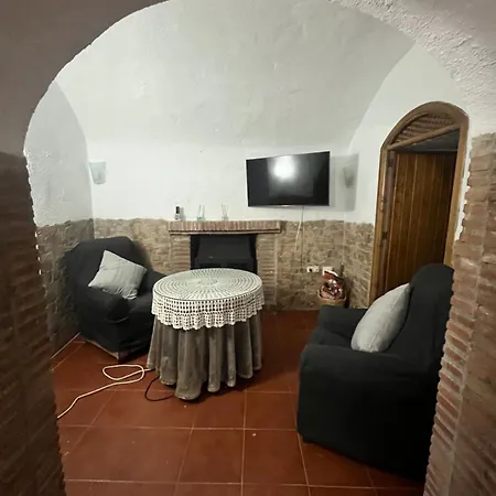 Casa Cueva La Estacion
